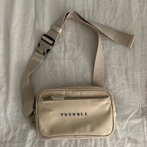 youngla fanny pack